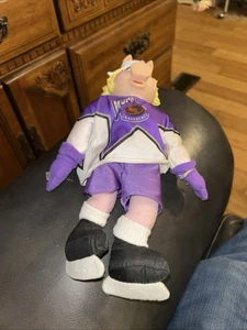 1995 NHL Conference “ Miss Piggy In Purple “ Mcdonalds Plush Doll Promo - Picture 1 of 3
