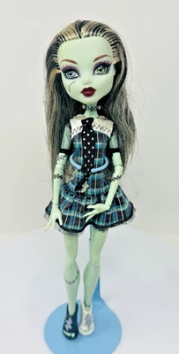 Muñeca Monster High 2009 primera ola Frankie Stein con elástico dorado original Conjunto Foto 1 de 4