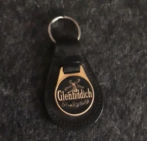 Glenfiddich Scotch Whiskey Schlüsselanhänger Leder Mit Emblem - Bild 1 von 5