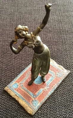 Bronze  Figur aufTeppich Gewehr Orientalische Figur Wiener Art - Bild 1 von 4