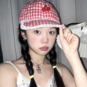 Sunscreen Cherry Pin Cap Cotton Lace Baseball Cap Red Plaid Hat  Streetwear - Afbeelding 1 van 12