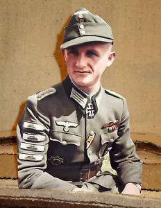 German Army Panzergrenadier WW 2 Color Figure Tabletop Display Standee 10" Tall - Bild 1 von 2