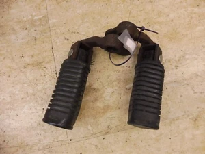 1982 Honda GL500 GL 500 Silverwing H423-1' front driver foot pegs rests set - Picture 1 of 6