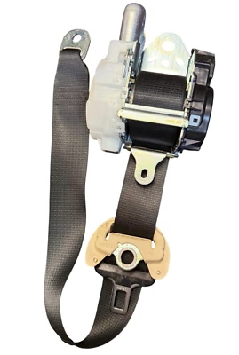 2006-2013 LEXUS IS250 IS350 FRONT RIGHT PASSENGER SEAT BELT BLACK J090331 OEM - Image 1 of 4