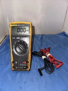 Fluke 23 III Multimeter - Free Shipping - Picture 1 of 7