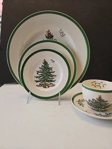 5 Pc Place Setting Spode Christmas Tree  Dinnerware Made In England - Picture 1 of 7