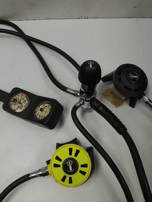 U.S Divers Conshelf SE2 Regulator & Aqua lung Octopus 1st & 2nd Stage Scuba Dive - Image 1 of 4