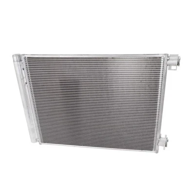 Condensador aire acondicionado NI3030184 | 921005RB0A para Nissan Sentra/Versa 2020 2021 2022 2023 Foto 1 de 4