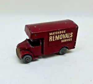 Matchbox Lesney 17a Bedford Removals Van, Maroon Body Gold Trim, Metal Wheels - Foto 1 di 5