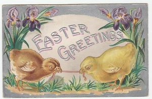 Vintage AK Ostern Küken spielen Tauziehen mit Würmern Silber Hintergrund - Bild 1 von 2