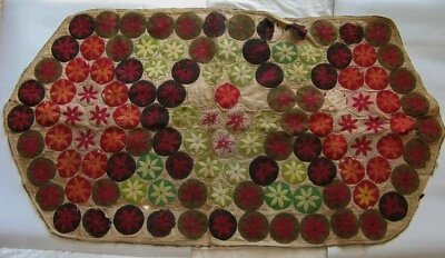 Antique - Early 20th century Canadian penny rug - 49" x 26½" - Image 1 of 4