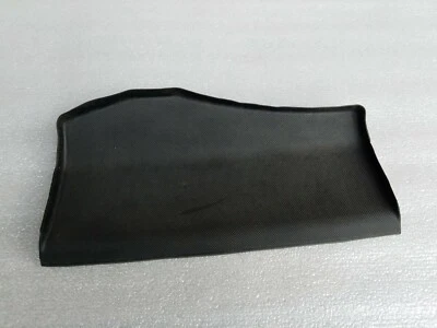 Protector de goma para guantera de golf VW Jetta 1999-2005 - 1J1 880 165 A Foto 1 de 4