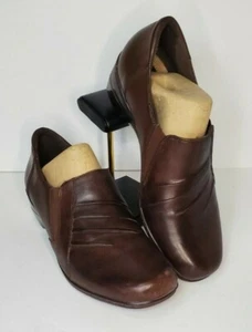 Thom McAn Women's Brown Casual Leather Slip On Heel Shoes Size 9M - Picture 1 of 10