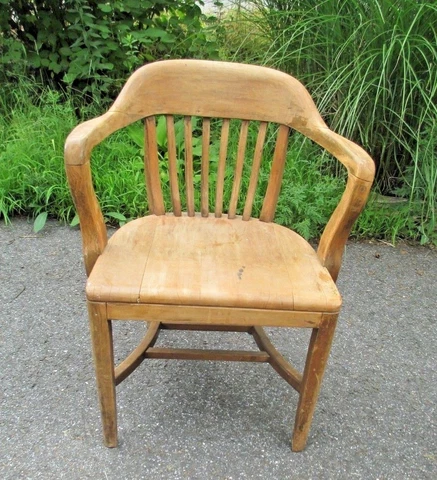 banker - lawyer - attorney ARM CHAIR vintage DELIVERY POSSIBLE kitchen - desk Cover
