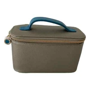 Emirates 1st First Class Women Amenity Kit  W/ Bvlgari Le Gemme OROM, NEW SEALED - Picture 1 of 7