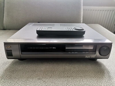 JVC HR-S6800  S-VHS Videorecorder. Hi-Fi Stereo in guten  Zustand! - Bild 1 von 4