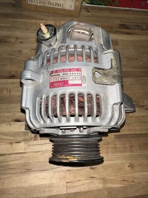 Восстановленный генератор переменного тока Toyota Denso 27060-0A040 TN101211-7670 1998 Sienna - Изображение 1 из 4