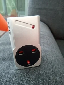 Byron RS32 Dimmer Socket Plug - Picture 1 of 5