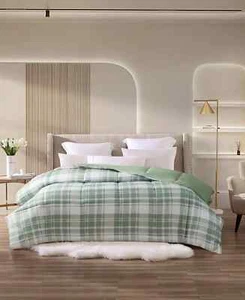 Royal Luxe Reversible Plaid Down Alternative Queen Comforter Green - Picture 1 of 5