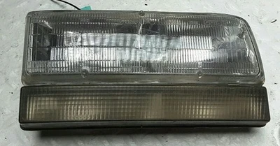 Passenger Right Headlight Fits 93-96 LESABRE 63024 Foto 1 de 2