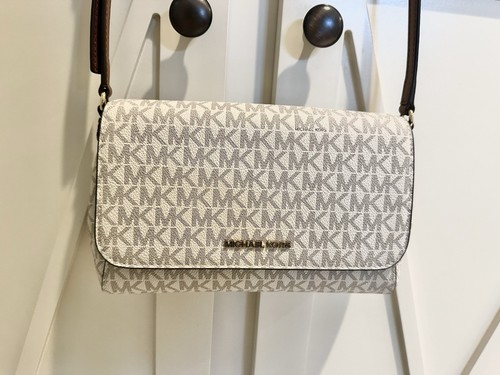 Borsa a tracolla Michael Kors media logo convertibile firma vaniglia NUOVA