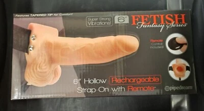 Consolador Fetish Fantasy Series 6 pulgadas hueco vibrador correa con bolas beige Foto 1 de 2