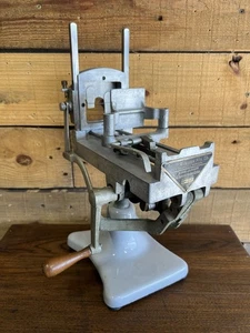 Antiker industrieller automatischer Butterschneider Strite-Anderson King Junior Porzellan - Bild 1 von 7