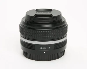 Nikon NIKKOR Z 40mm f/2 SE Special Edition Vintage Design Prime Wide Angle Lens - Picture 1 of 6