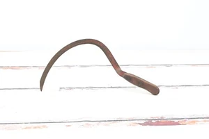 Vintage 2 Pin Red Corn Stalk Cutter Sickle Scythe Hand Tool Wood Handle #23 - Picture 1 of 7