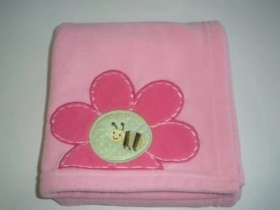 Carters Just One Year You 粉色花朵大黄蜂毛绒羊毛女宝宝毯子 — 第 1/2 张图片