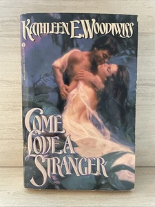 Kathleen Woodiwiss COME LOVE A STRANGER” 1984 Large Paperback - Picture 1 of 2
