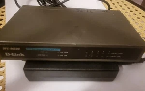 D-Link DFE-905DX switch a doppia velocità HUB SOHO con alimentatore - Imagen 1 de 3