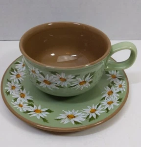 Vintage Taylor Smith and Taylor Co Lazy Daisy Cup & Saucer - Picture 1 of 8