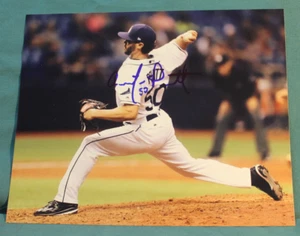 FOTO DE BÉISBOL FIRMADA POR LOS TAMPA BAY RAYS 2017-2018 de Pruitt, Austin - Imagen 1 de 1