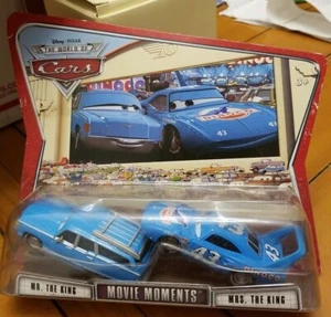Disney Pixar Cars Mr. & Mrs. The King - Movie Moments World of Cars VHTF NOS - Picture 1 of 3