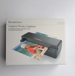Brookstone iConvert Instant Photo Digitizer - NIB No Computer Needed - Picture 1 of 4