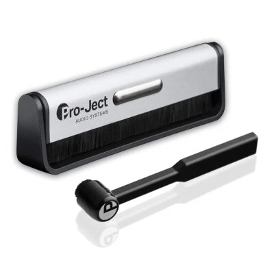 Pro-Ject Brush IT Clean IT Carbon Fibre Record Vinyl Brush and Stylus Cleaner - Image 1 of 4