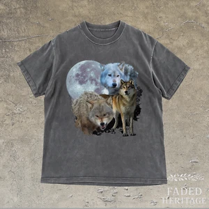Wolf Moon Graphic T-Shirt, Vintage Wildlife Shirt, Retro Wolf Tee, Full Moon Tee - Picture 1 of 8