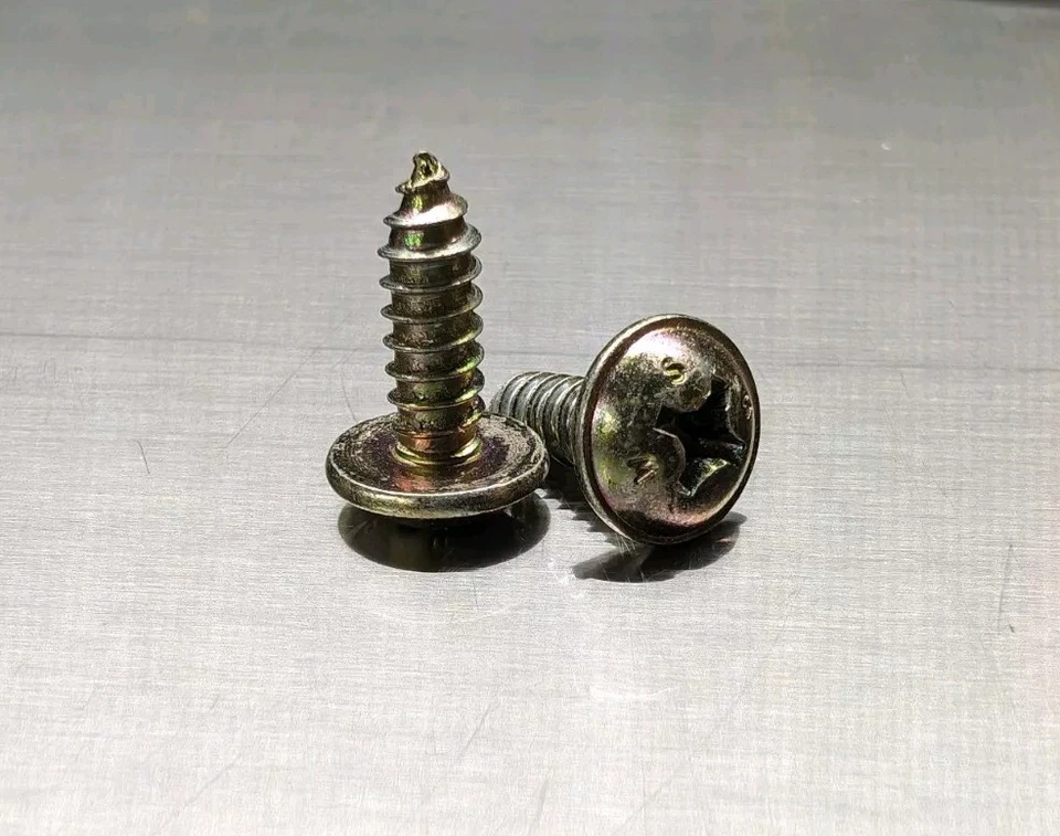 Mercedes-Benz E320 E430 W210 1996-2002 2 puertas panel tornillos Foto 1 de 2