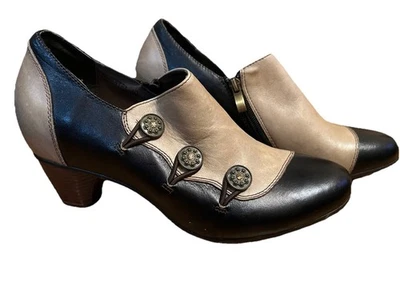 Spring Step L’Artiste “Green Tea”Victorian Style Two Tone Booties 40 steam punk - Image 1 of 4