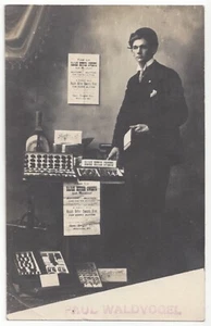 1907 Studio REAL PHOTO - Candy Salesman & Display - Milwaukee, Wisconsin - Picture 1 of 2