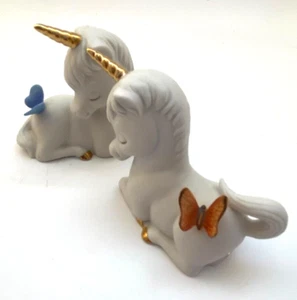 Vintage Inesco Unicorn Butterflies Figurines Set of 2 Bisque Porcelain - NOS - Imagen 1 de 5