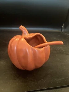 chantal cookware Ceramic 4 1/2 X5 In Pumpkin Form Sauce Bowl With Ladle - Picture 1 of 6