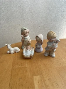 Belén Vintage 5 Piezas Pasteles Navidad - Imagen 1 de 5