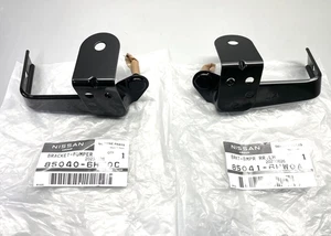 Juego de soportes de parachoques trasero izquierdo/derecho genuino Nissan R35 GT-R GTR 85041-6HW0A - Imagen 1 de 3