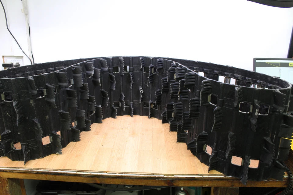 2005 POLARIS RMK 900 трек 151 длиной 15 шириной 2 дюйма весло шаг 2,52  - Изображение 1 из 4