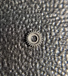 Genuine 2124 Audemars Piguet 31023 Crown Wheel Watch Movement Part - Bild 1 von 2