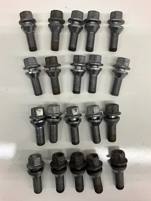 Volvo P2 99-24 S60 V70 XC70 S80 XC90 Set of 20 Lug Nuts 31423735 - Image 1 of 4