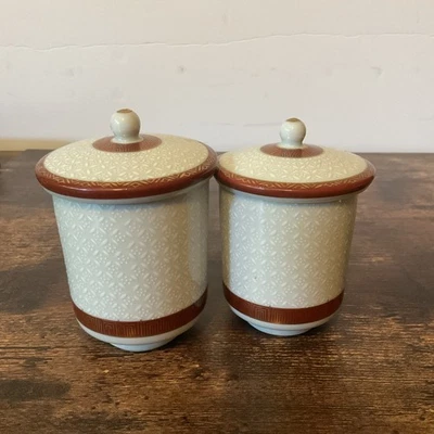 Japanese Kutani Teacup set with Lids Gold Net Pattern Flaws in Paint See Pics - Image 1 of 4