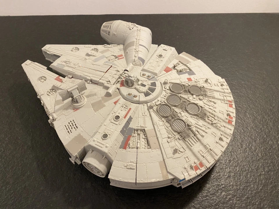 Star Wars Hasbro The Force Awakens Millenium Falcon Rasender Falke - Bild 1 von 4